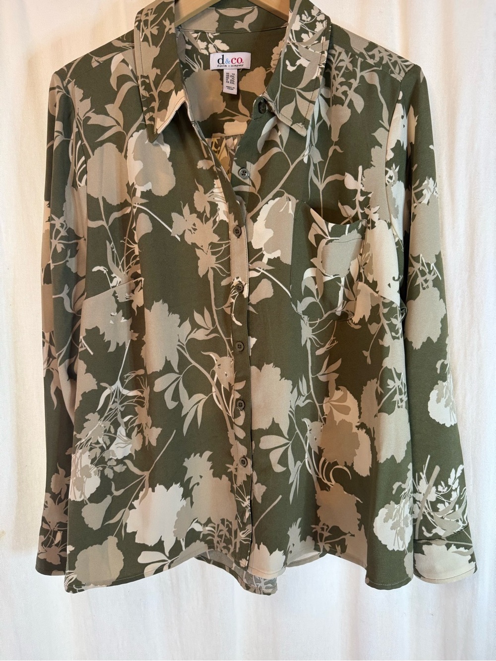 💚Denim & Co. Long Sleeve Button-Down Blouse Green Cream Floral Size💚